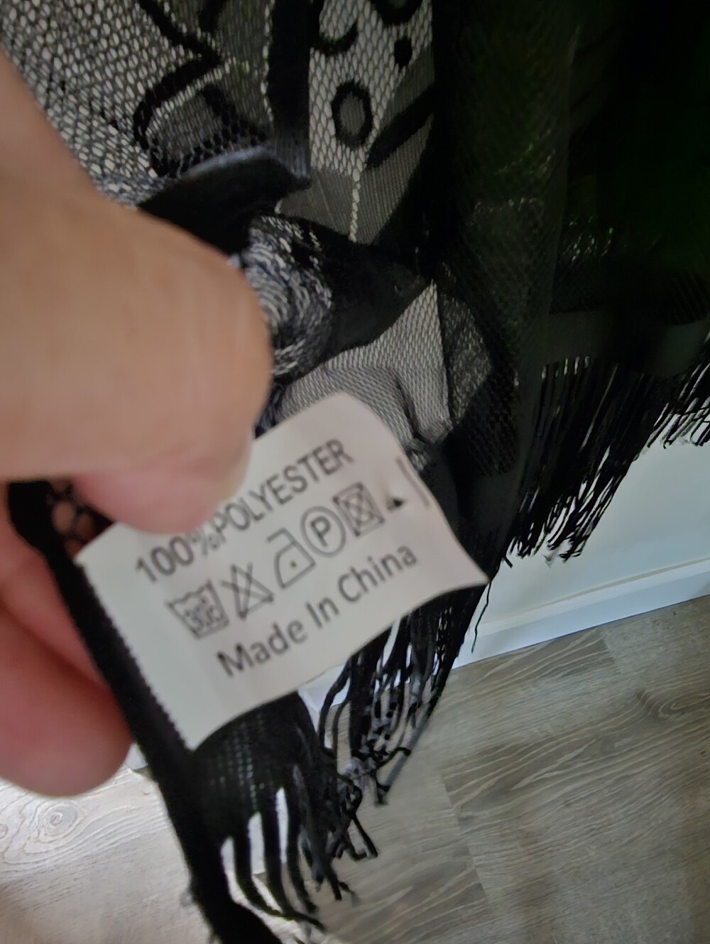 ​VTG Style Black Sheer Mesh Floral Lace Poncho Kimono Fringe Kaftan Top - Picture 7 of 8